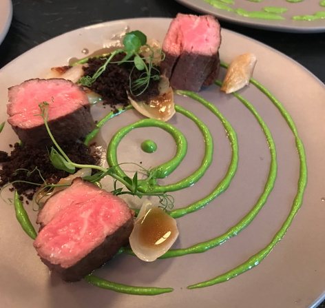 Beef tenderloin with spring pea puree